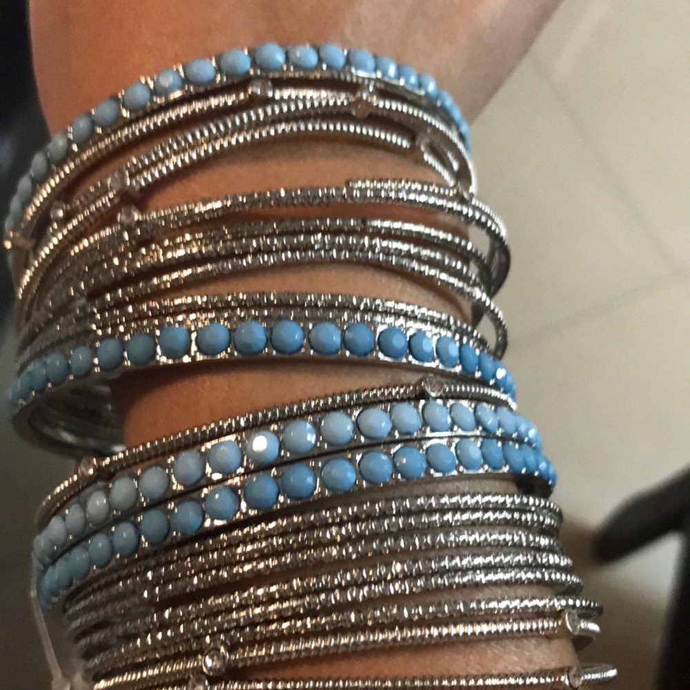 Silver bangles - Picture 4 of 5